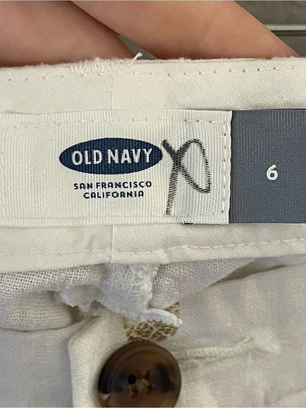 Old Navy Linen Pineapples Ivory/Gold Shorts Size 6 NWT